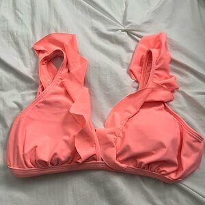 Summer Mae maternity bikini 👙